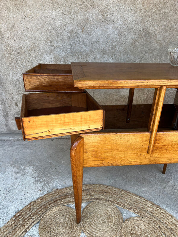 Travailleuse vintage des années 50