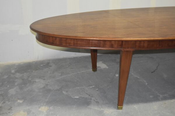 Table de conférence 1940 ovale pieds gaine sabots laiton