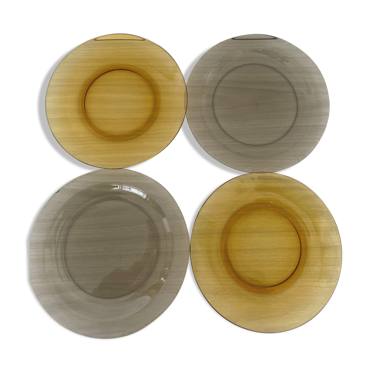 Lot Of 4 Plates 2 Amber Vereco And 2 Black Arcoroc Vintage Selency