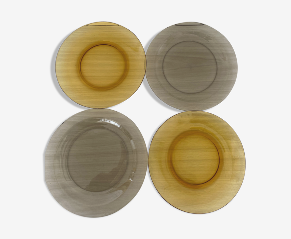 Lot Of 4 Plates 2 Amber Vereco And 2 Black Arcoroc Vintage Selency Lot Of 4 Plates 2 Amber Vereco And 2 Black Arcoroc Vintage Selency
