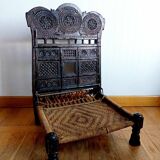 Paire de chaises basses traditionnelles, Indonésie