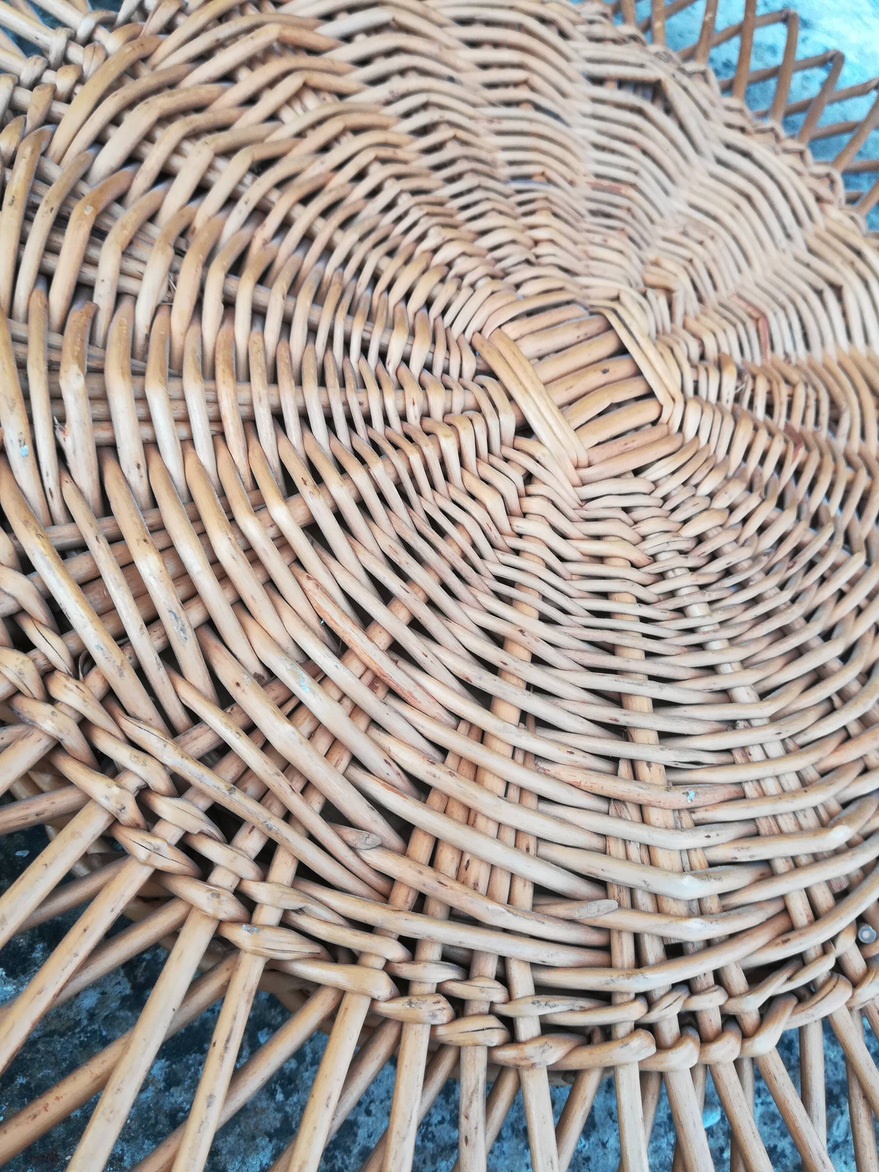 Vintage wicker round mirror 37cm