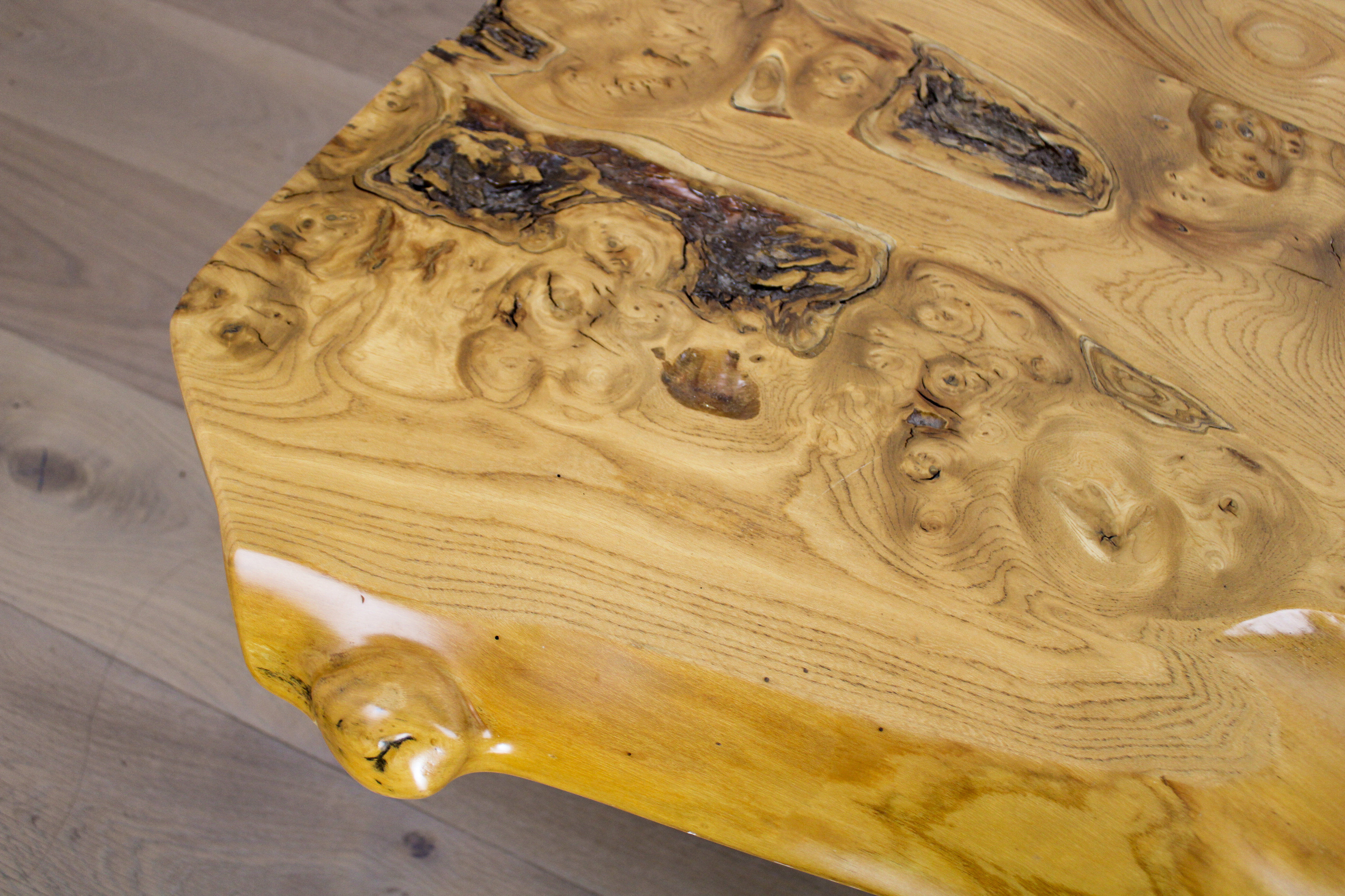 'Floating' mid-century Italian burr elm coffee table on Lucite blocks