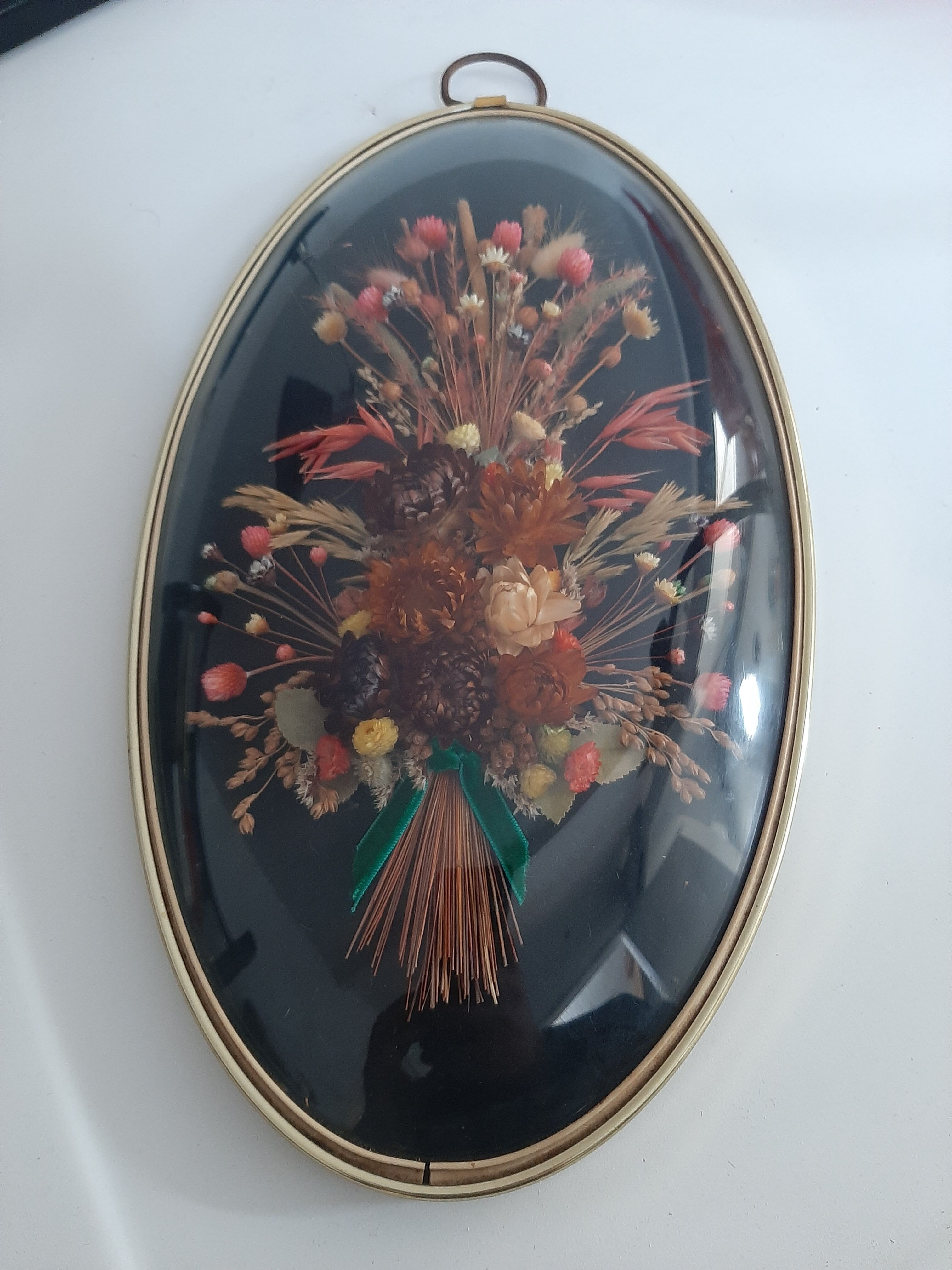 Cadre bombé fleurs séchées