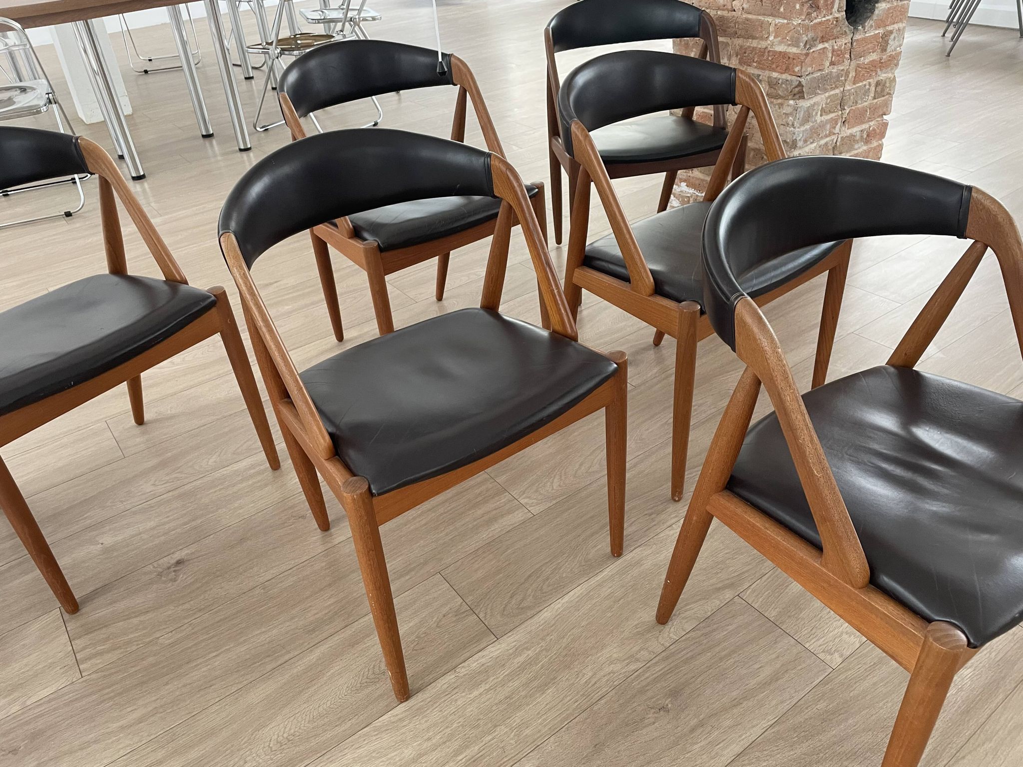 Kai Kristiansen Série de 6 chaises en teck