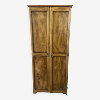 Armoire parisienne vintage