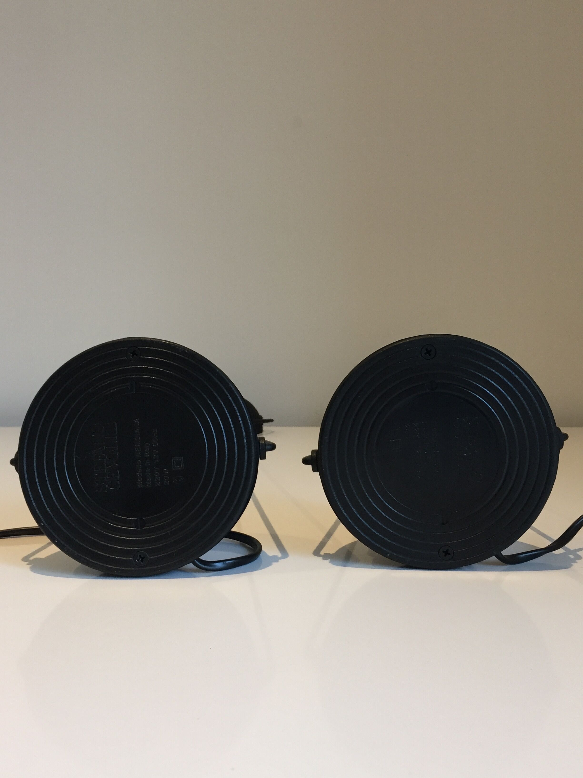 Pair of Meridiana articulated desk lamps by Paolo Piva for Stephano Cevoli, 1980