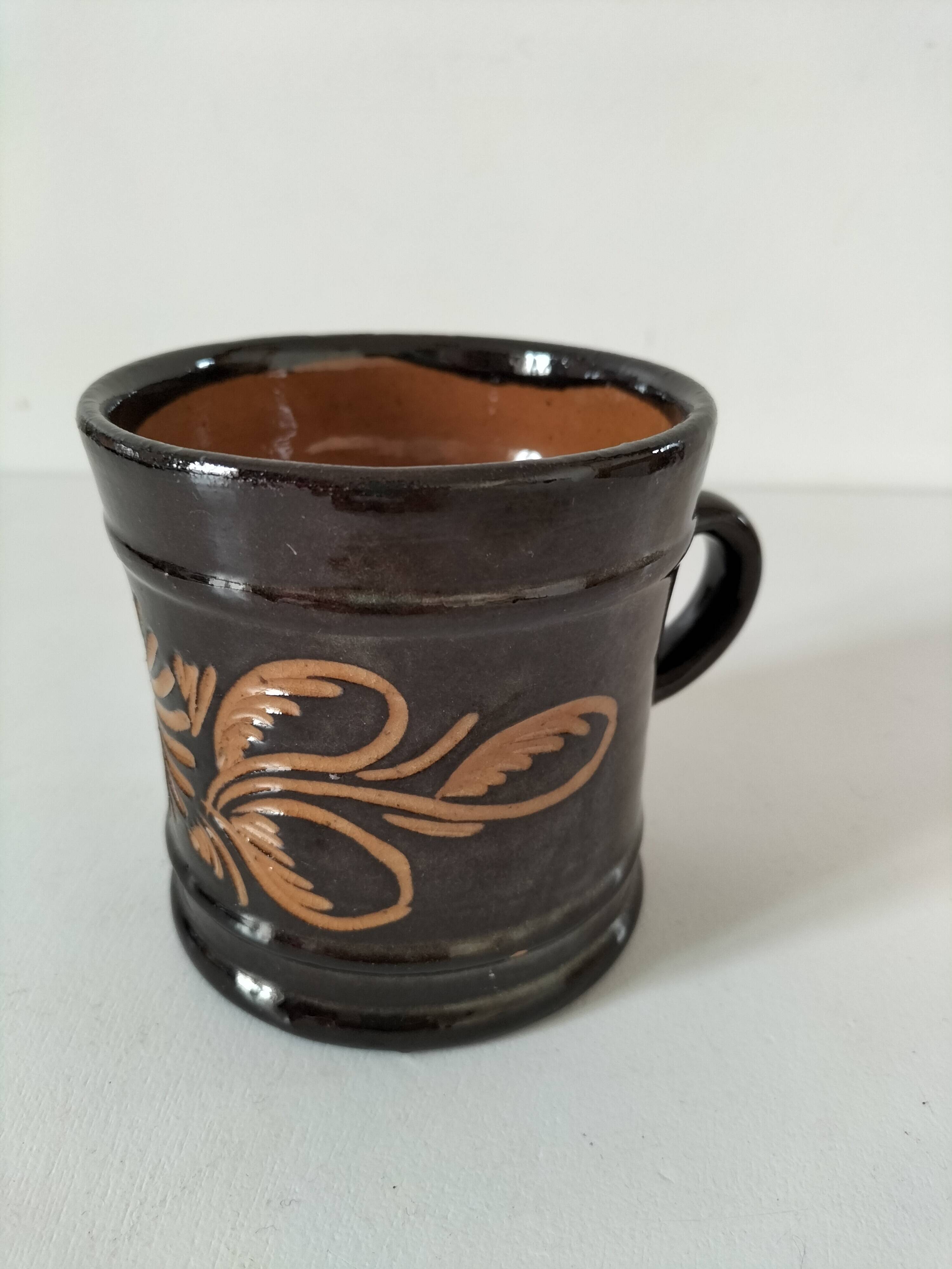 Glazed earth mug