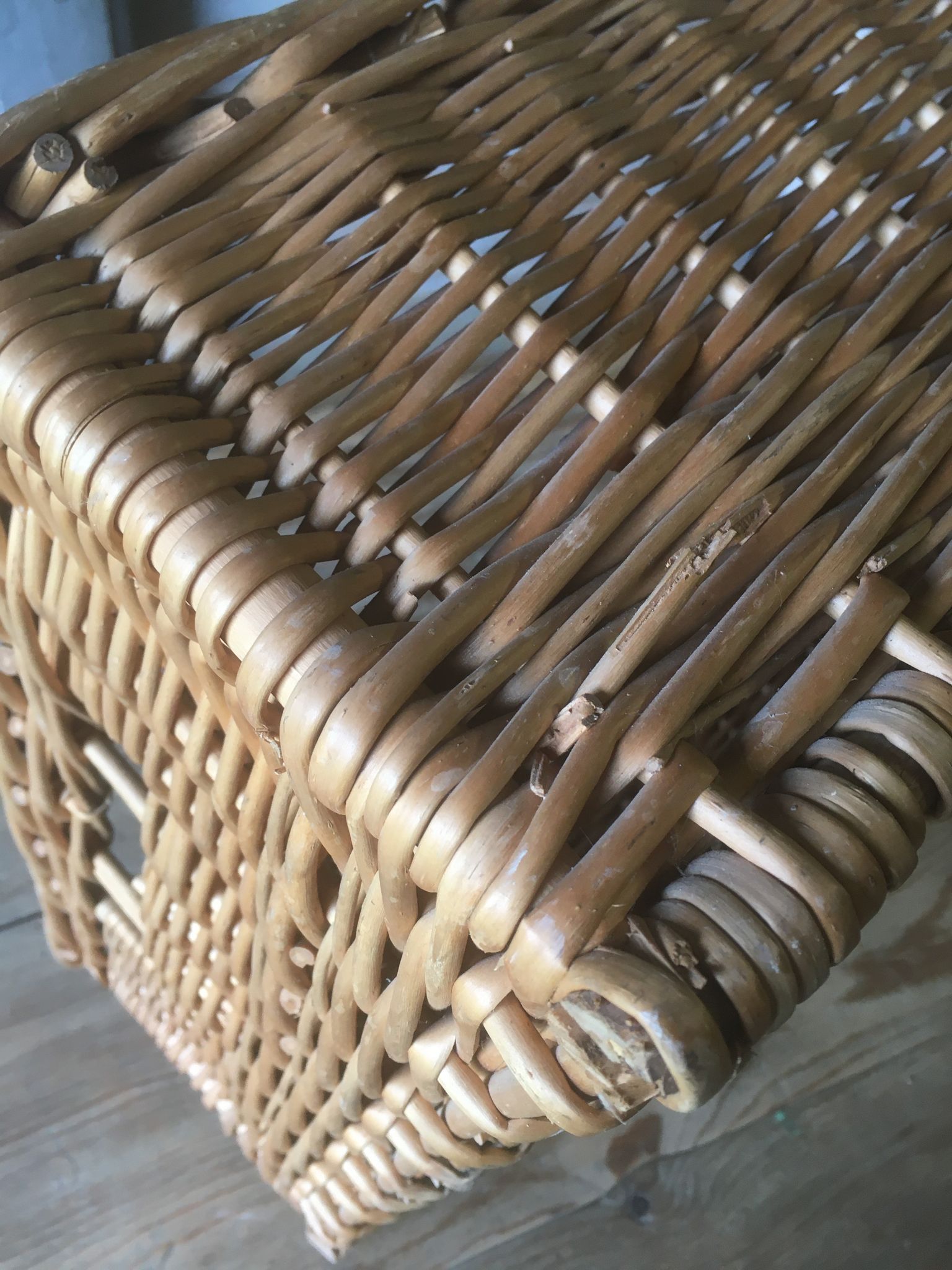 Panière de boulanger en osier