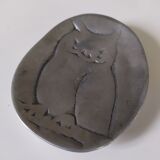 Empty owl pocket