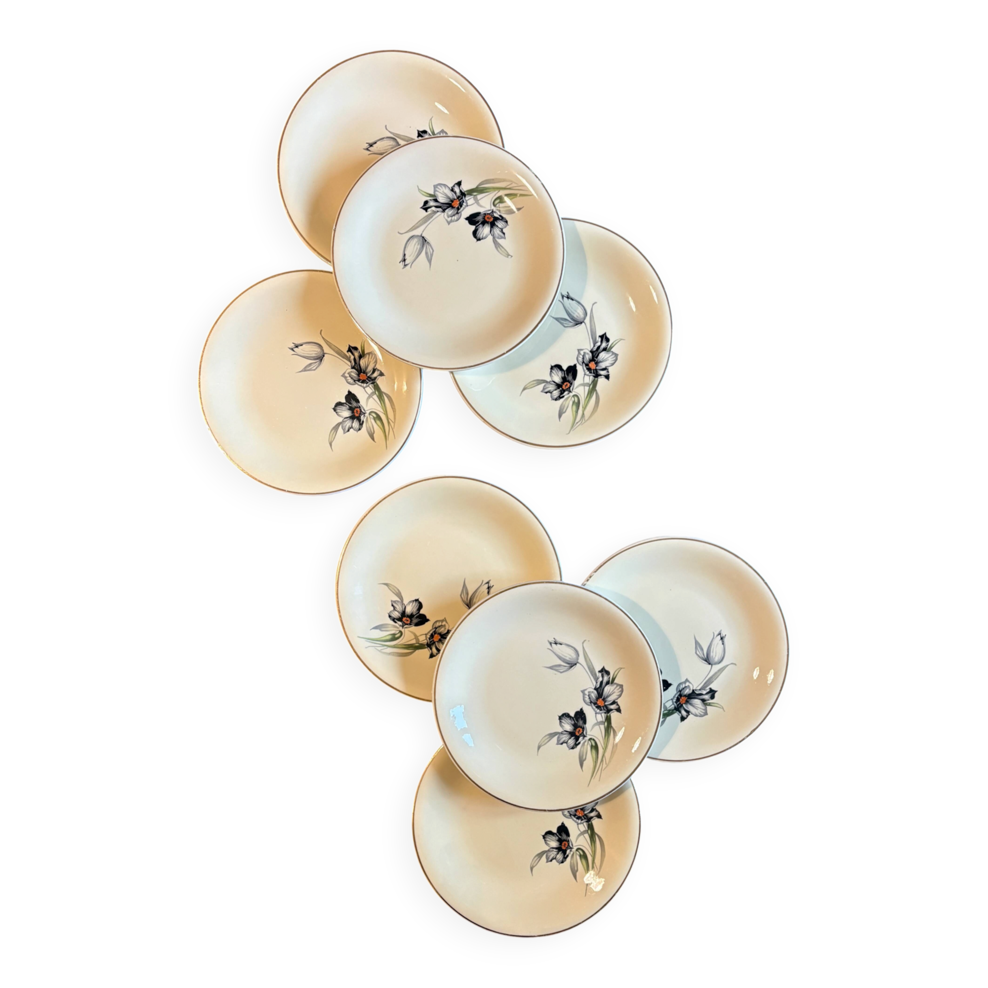 Set of 8 vintage dessert plates, Tulipe by Céranord