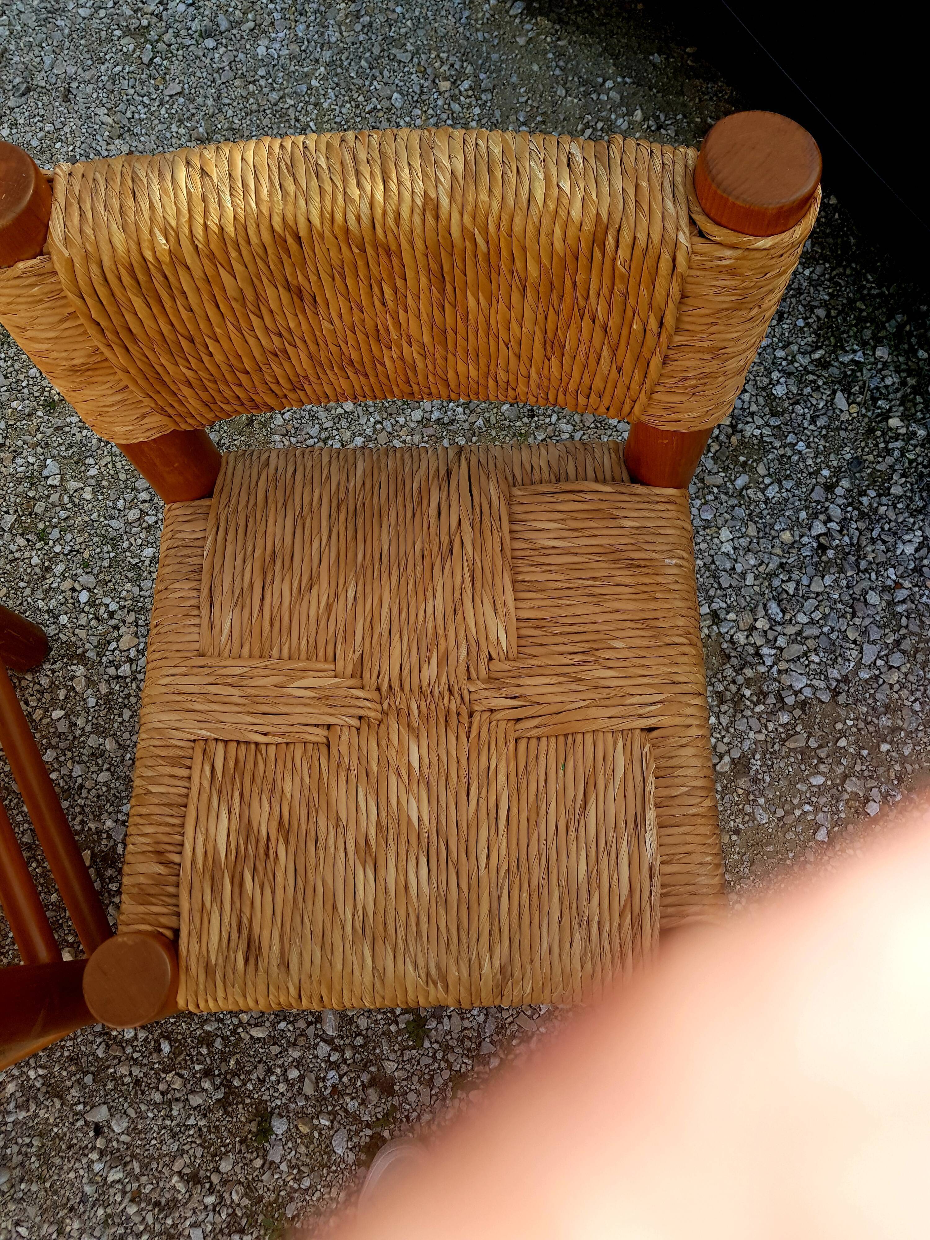 set of 4 mulched pine chairs