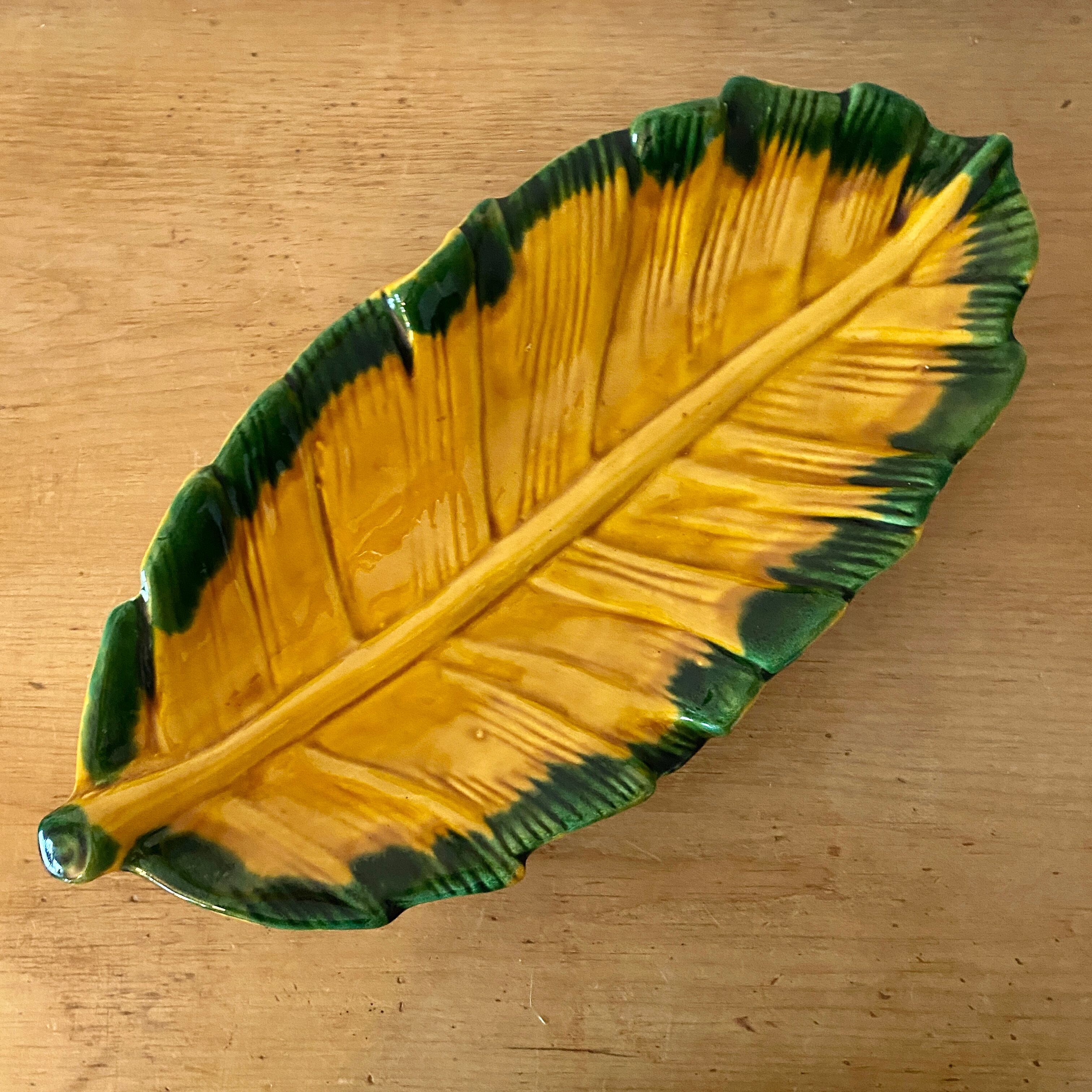 Vintage leaf-shaped dish by Vallauris
