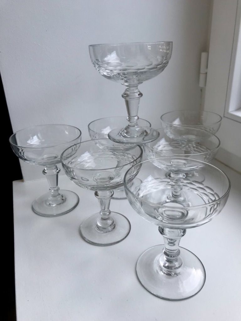 Set of 7 crystal champagne glasses 30s-40s