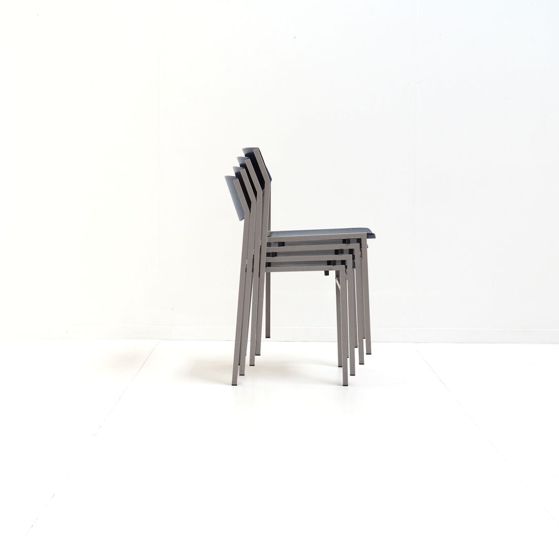 4 chairs by Dutch designer Gijs van der Sluis