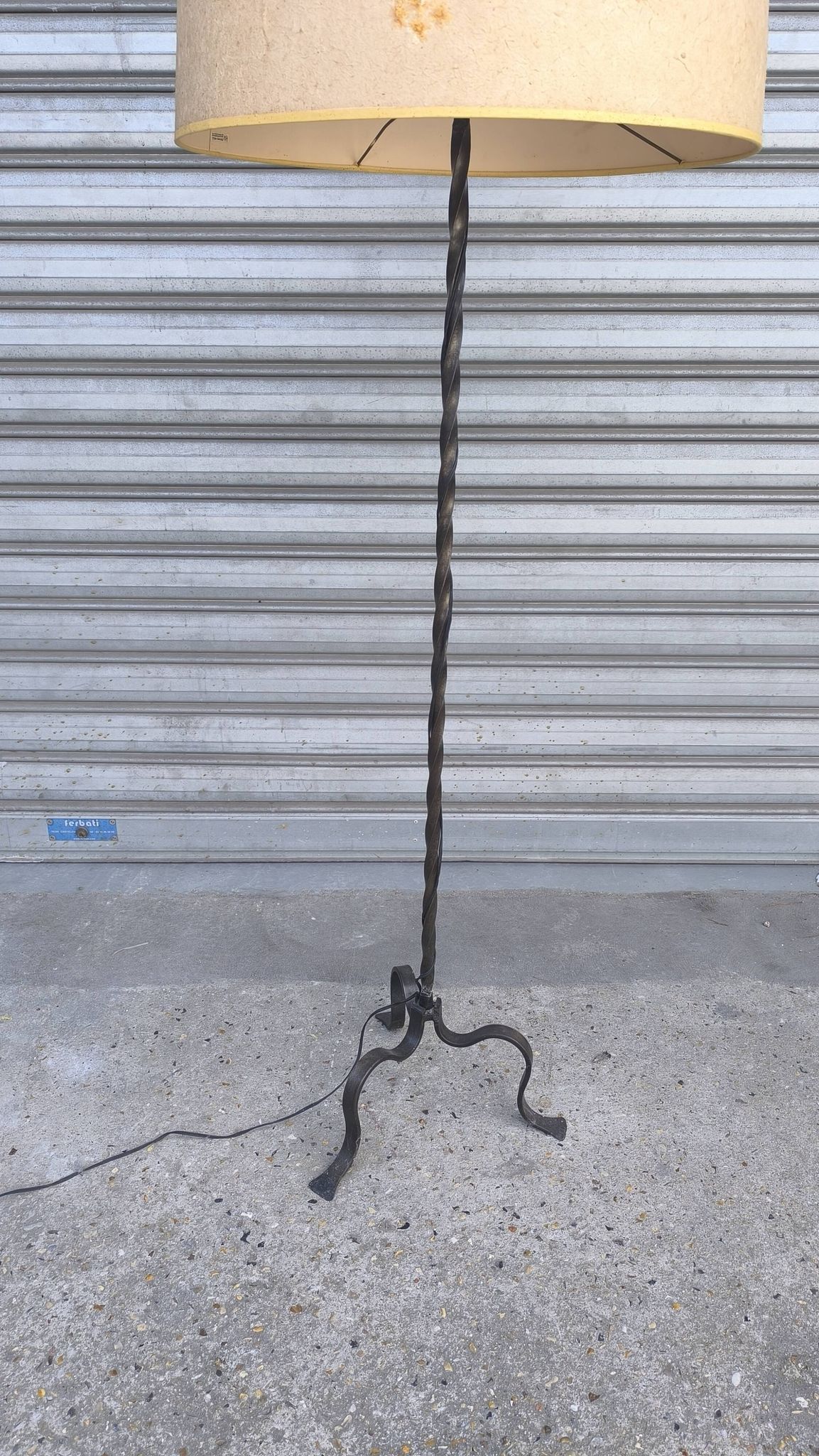Lampadaire en fer forgé 1950