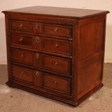 English oak chest of drawers, early 18th century