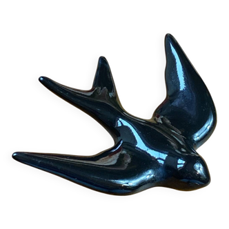 Ceramic swallow