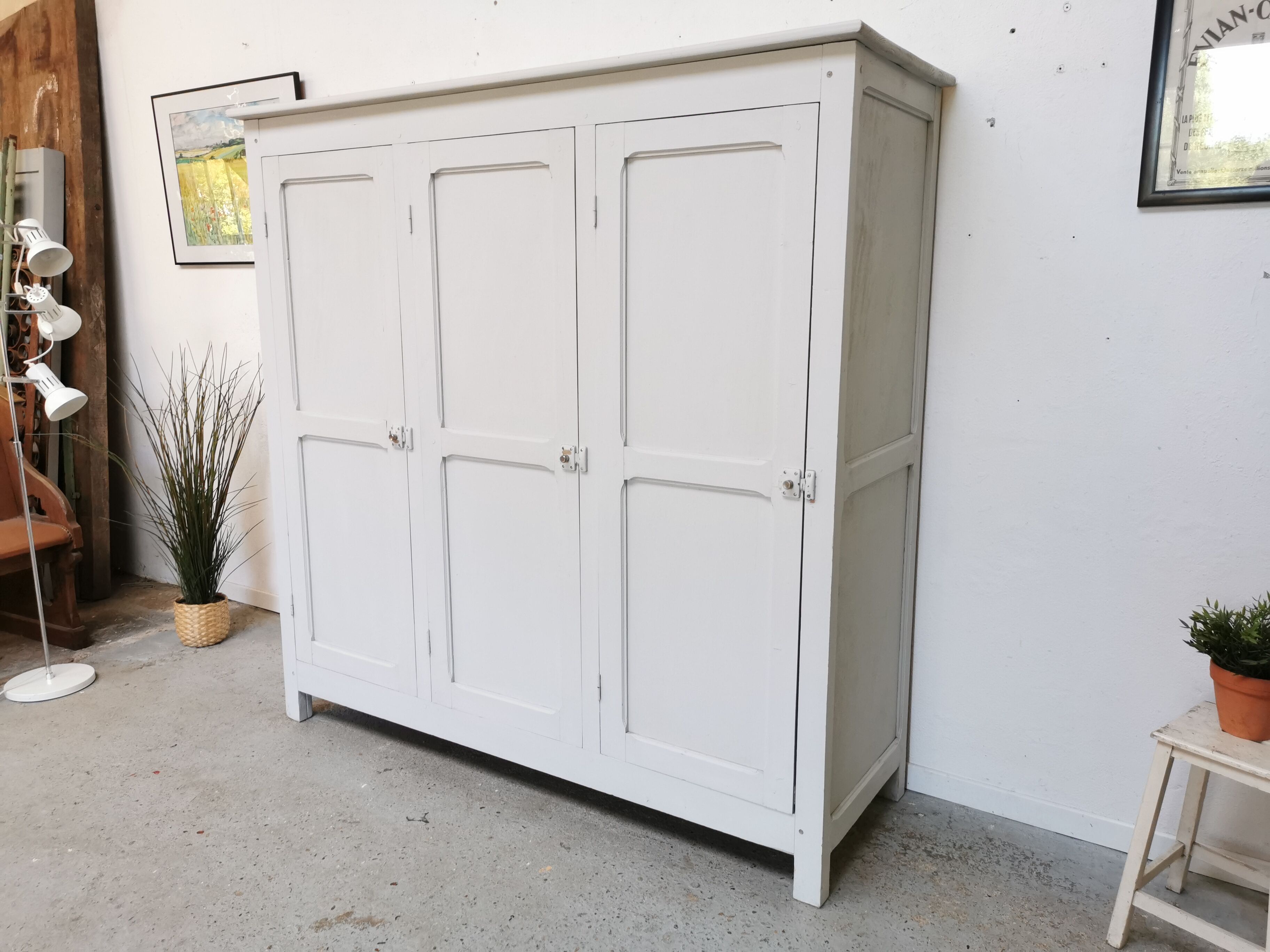 Vintage Parisian wardrobe