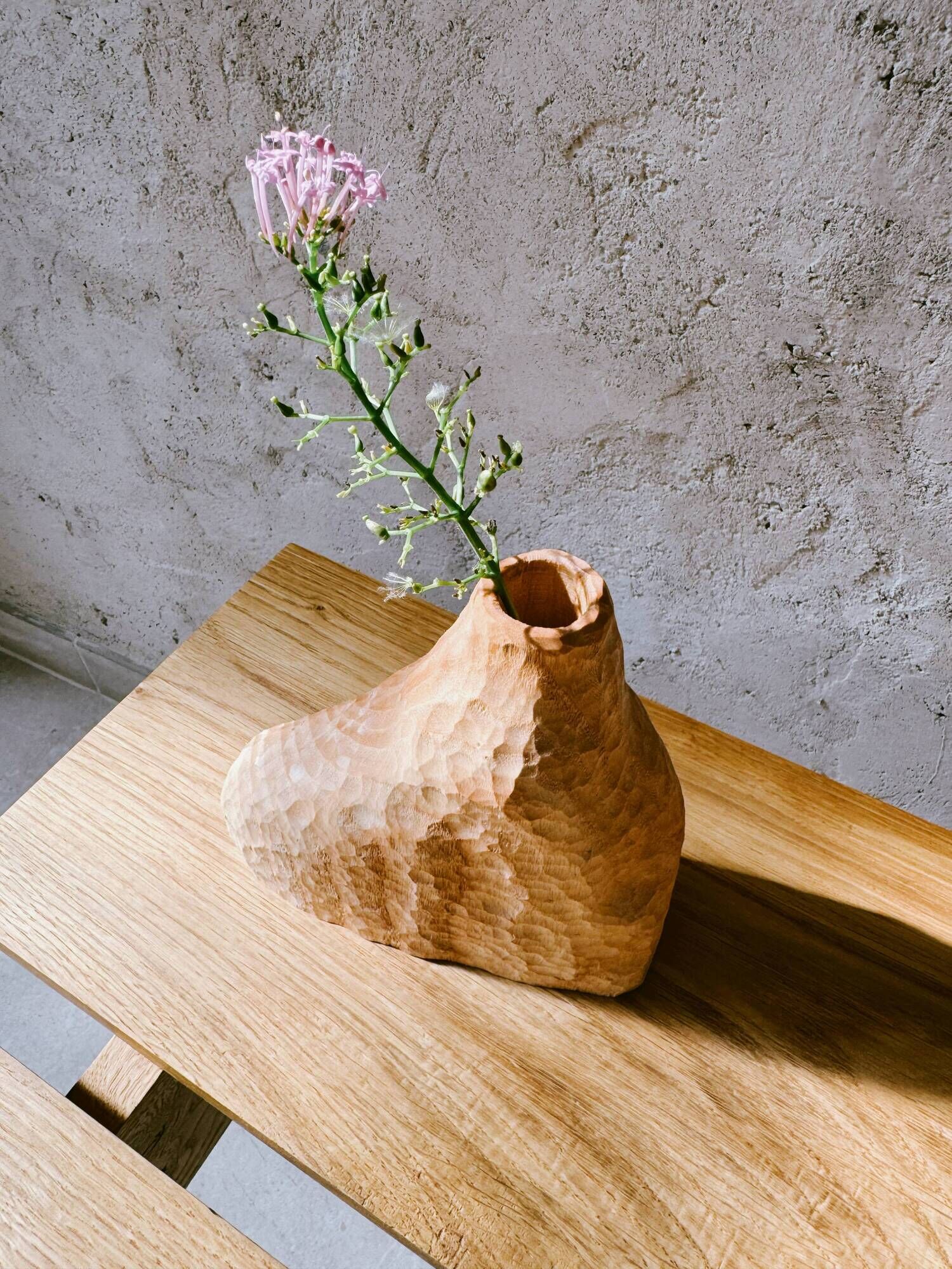 Solid wood ash soliflore hand-carved