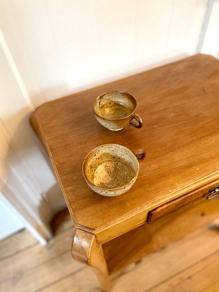 Pair of pyrity sandstone cups