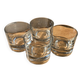 4 glasses Dubonnet alcohol/wine