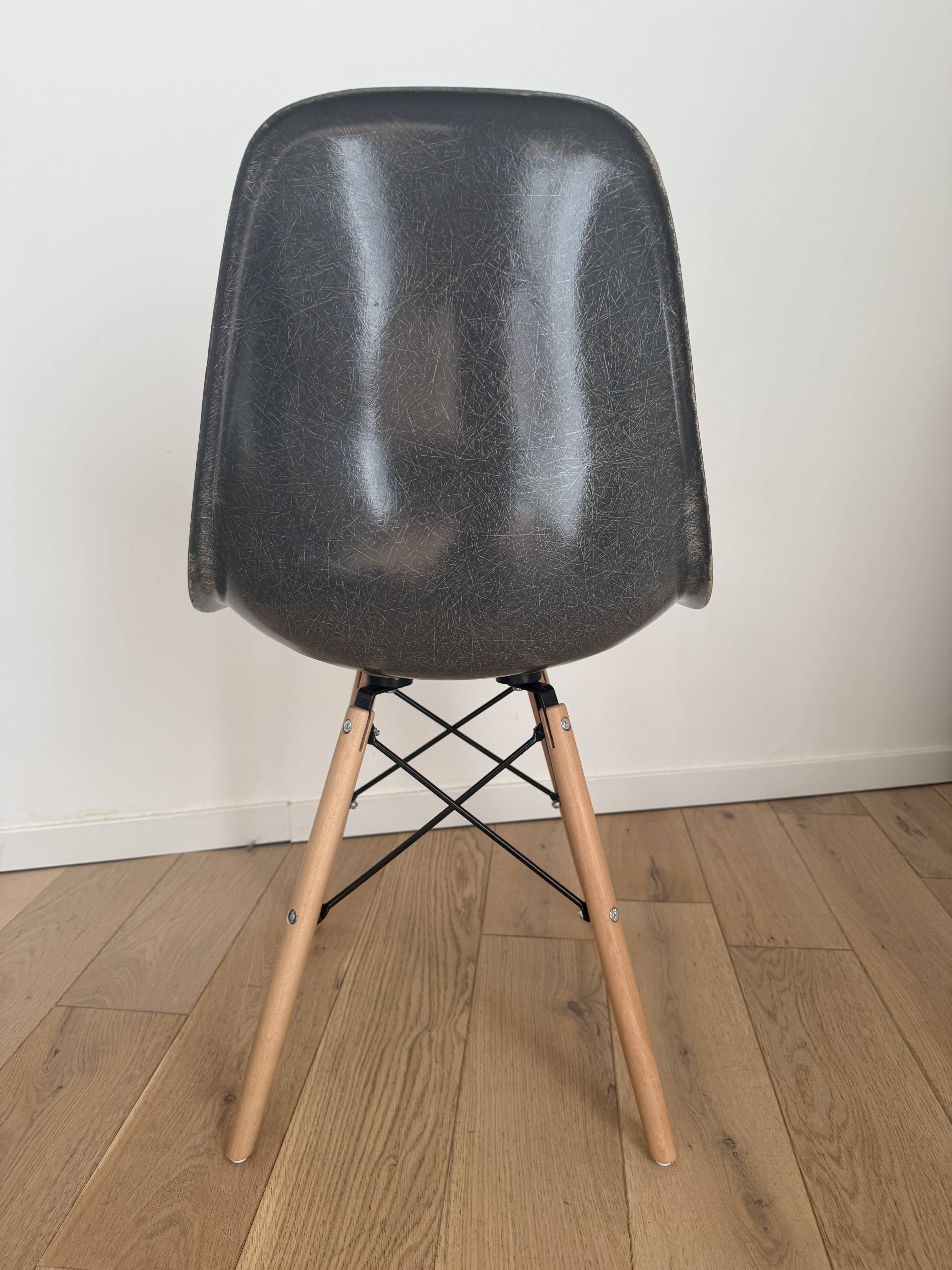 DSW Eames Herman Miller US edit 50 s 60s design no Vitra Knoll