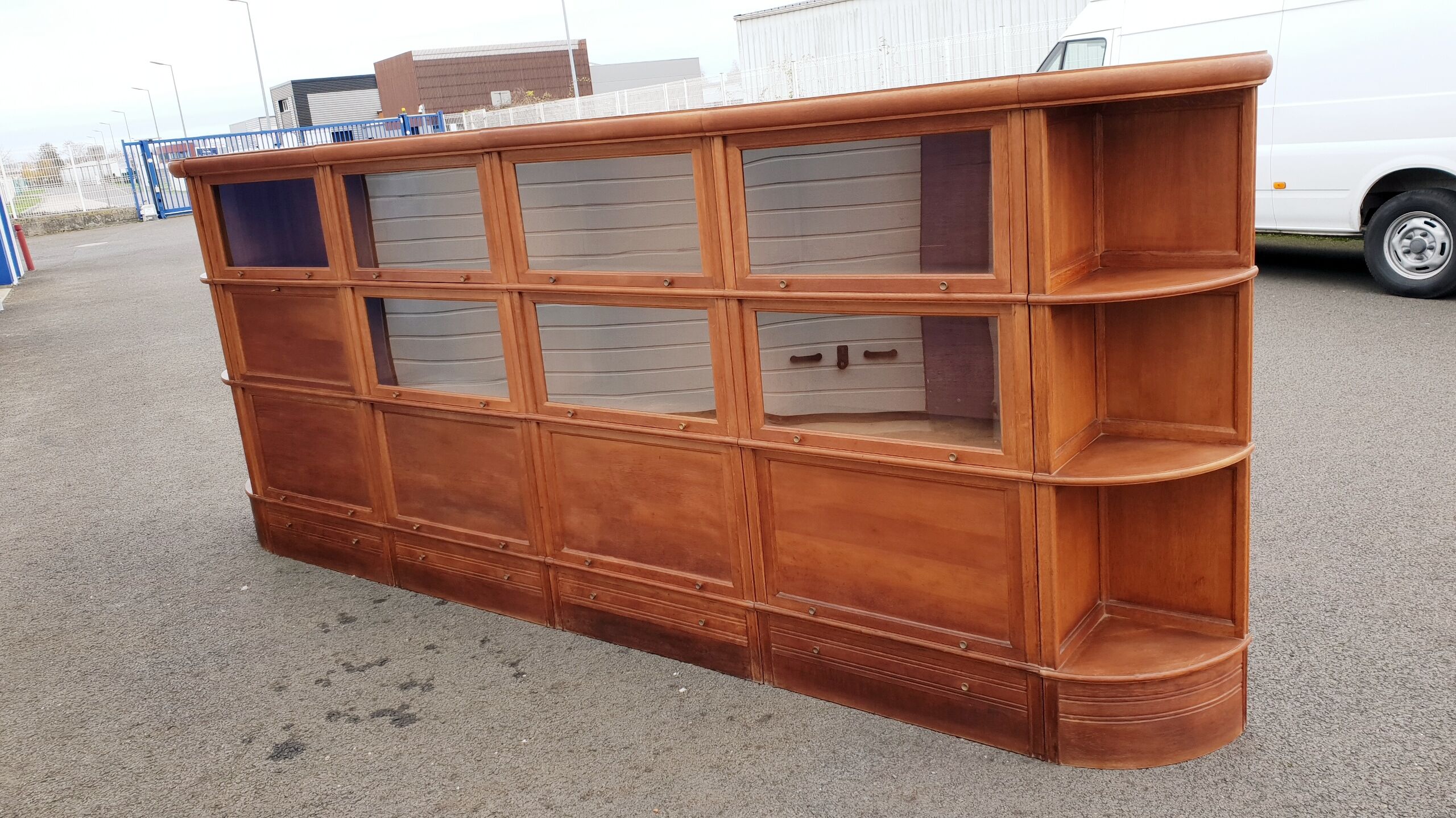 Vintage notary library