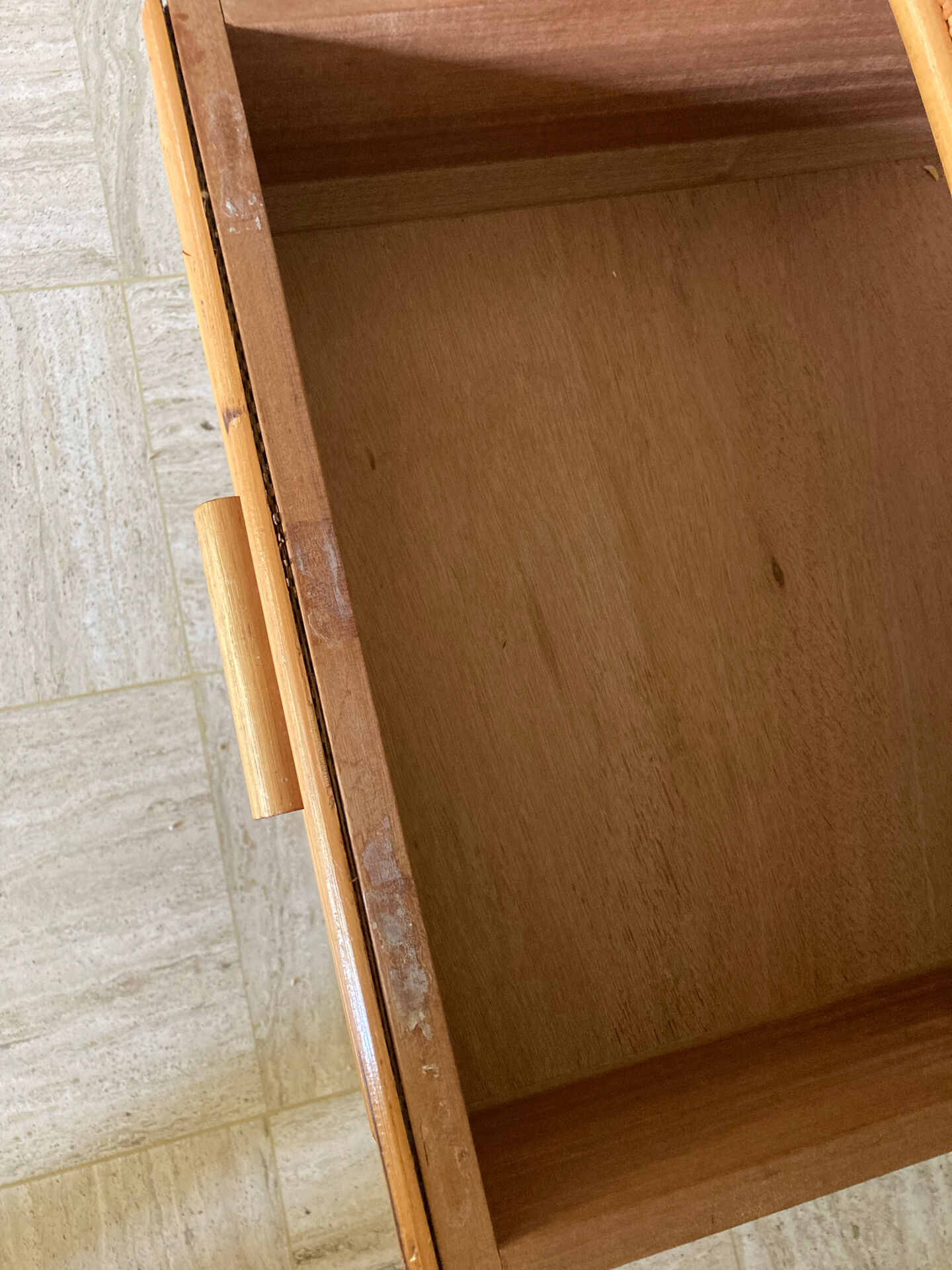 Vintage rattan chest of drawers with 6 drawers