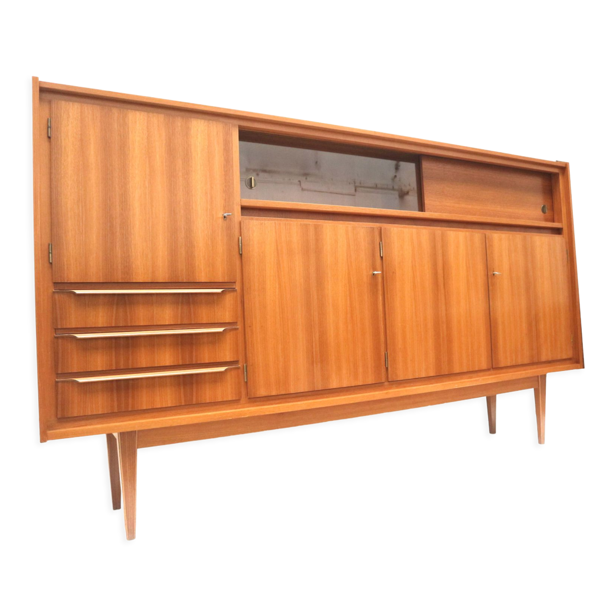 Buffet fabriqué dans les années 60