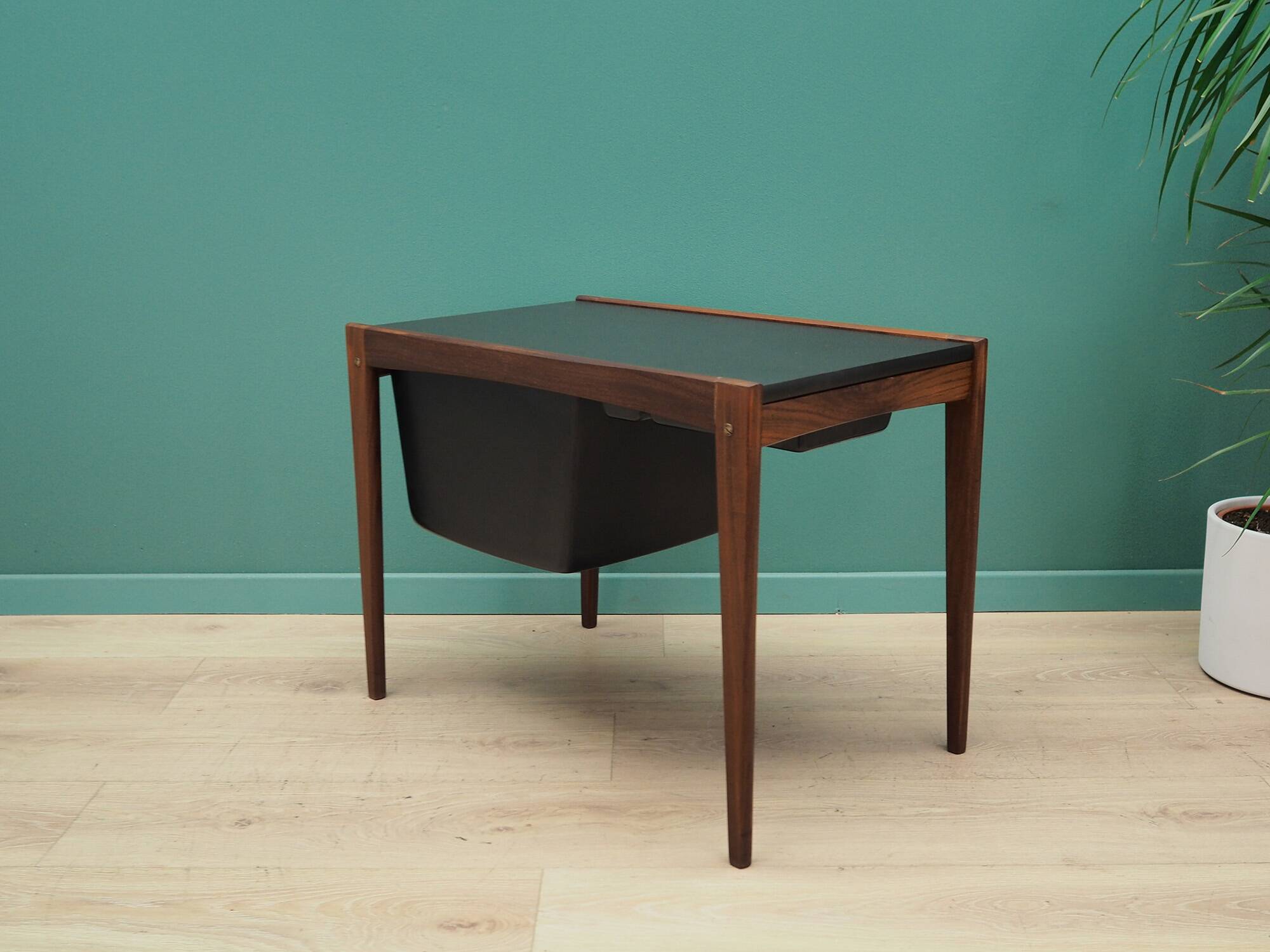 Teak sewing table, Danish design, 1960s, production: Denmark