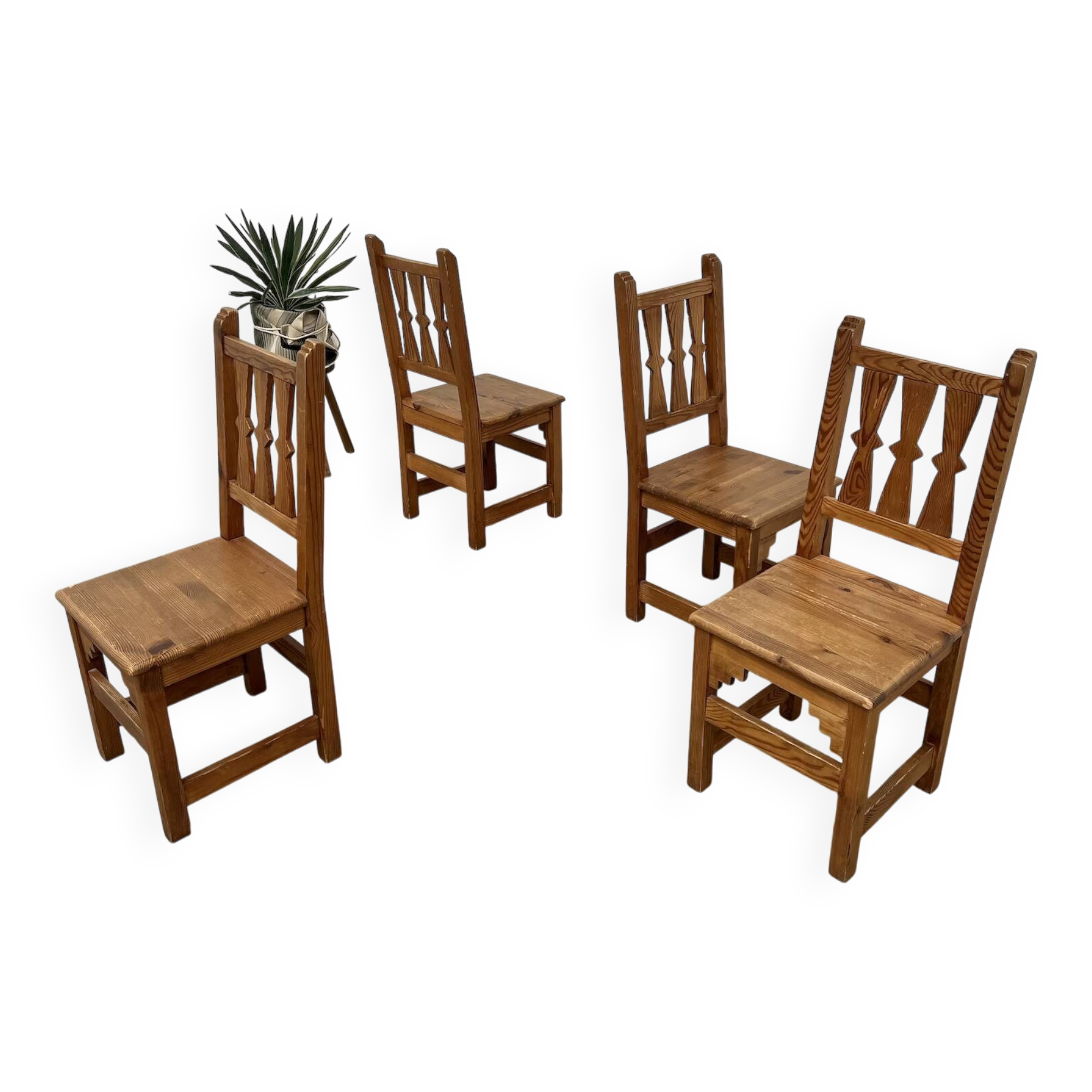 Set of 4 pine chairs, 1970s