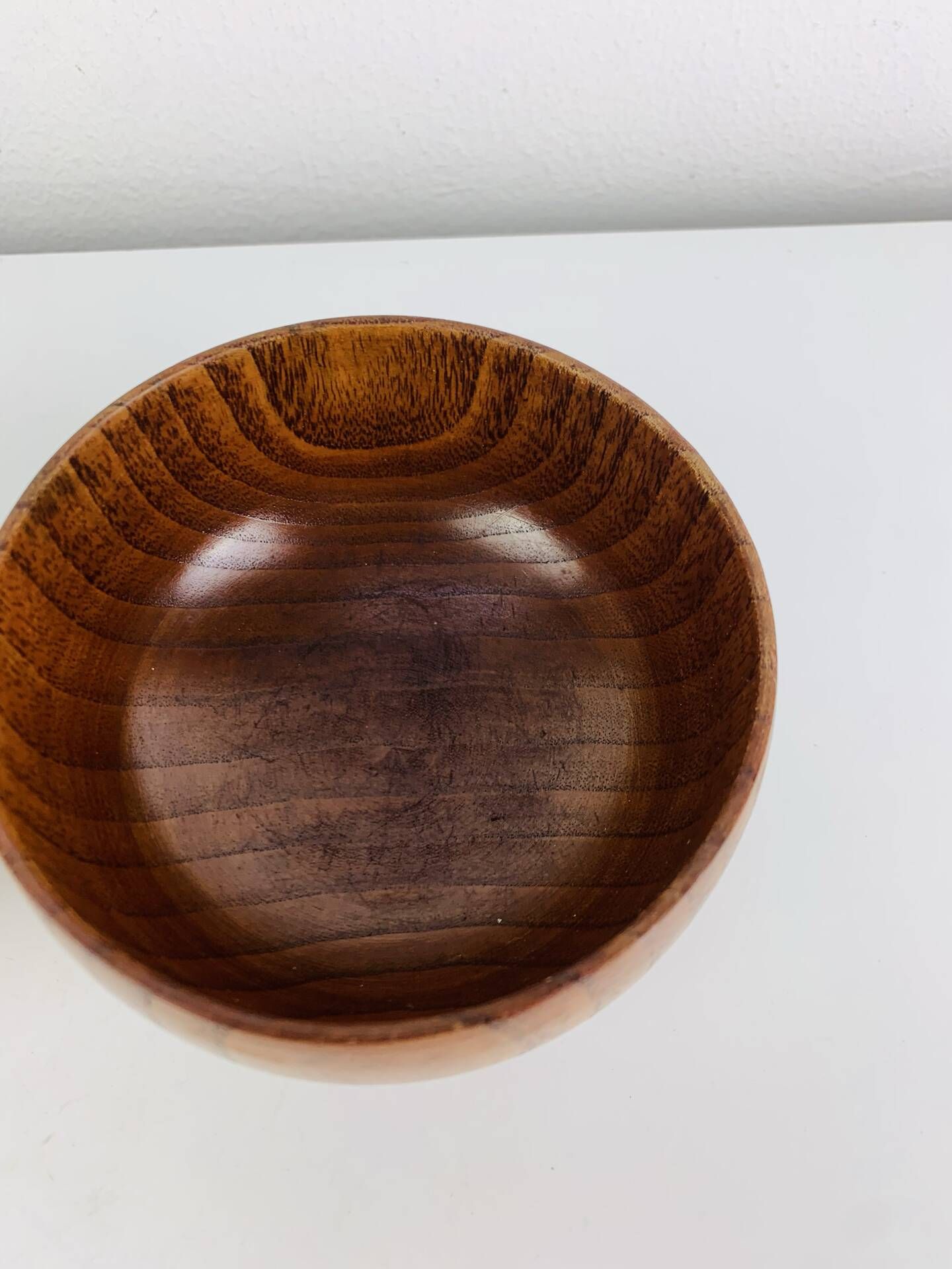 2 bowls/trays in Scandinavian teak