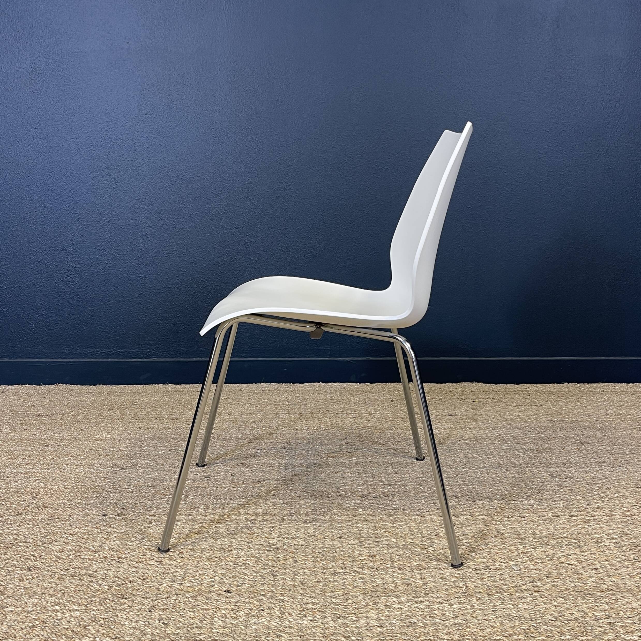 Set of 4 white Maui chairs by Magistretti for Kartell 2000s Italy
