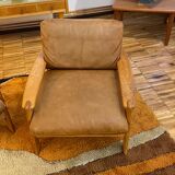 Pair of Danish armchairs from the 70s in leather and solid oak