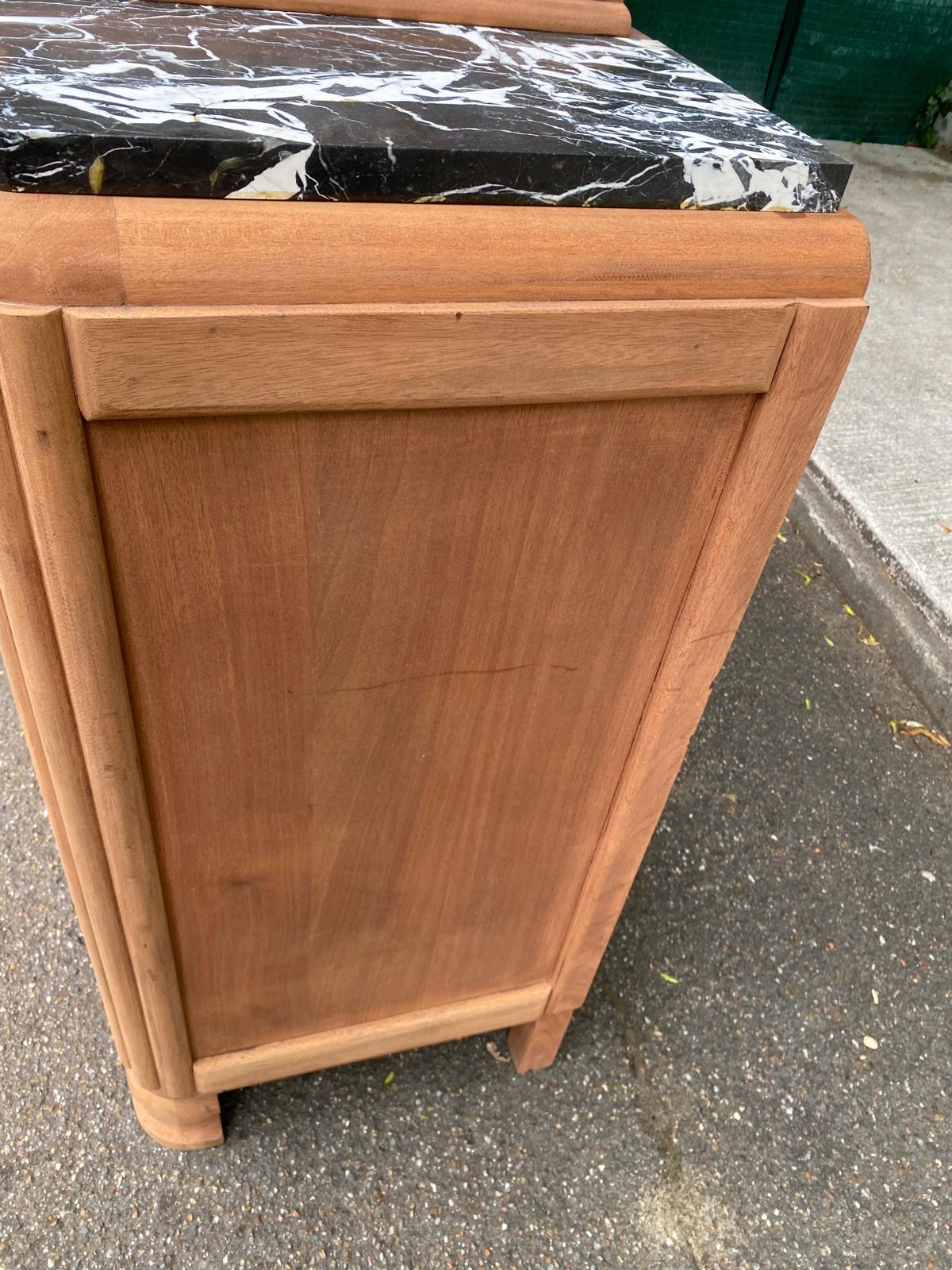 Art Deco sideboard renovated in solid walnut and large antique marble from the 1930s.