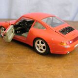 Burago Collectible Toy Porsche 911 Carrera scale 1/18th