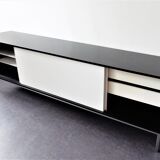 Black and white KW85 enfilade by Martin Visser for 't Spectrum 1960s
