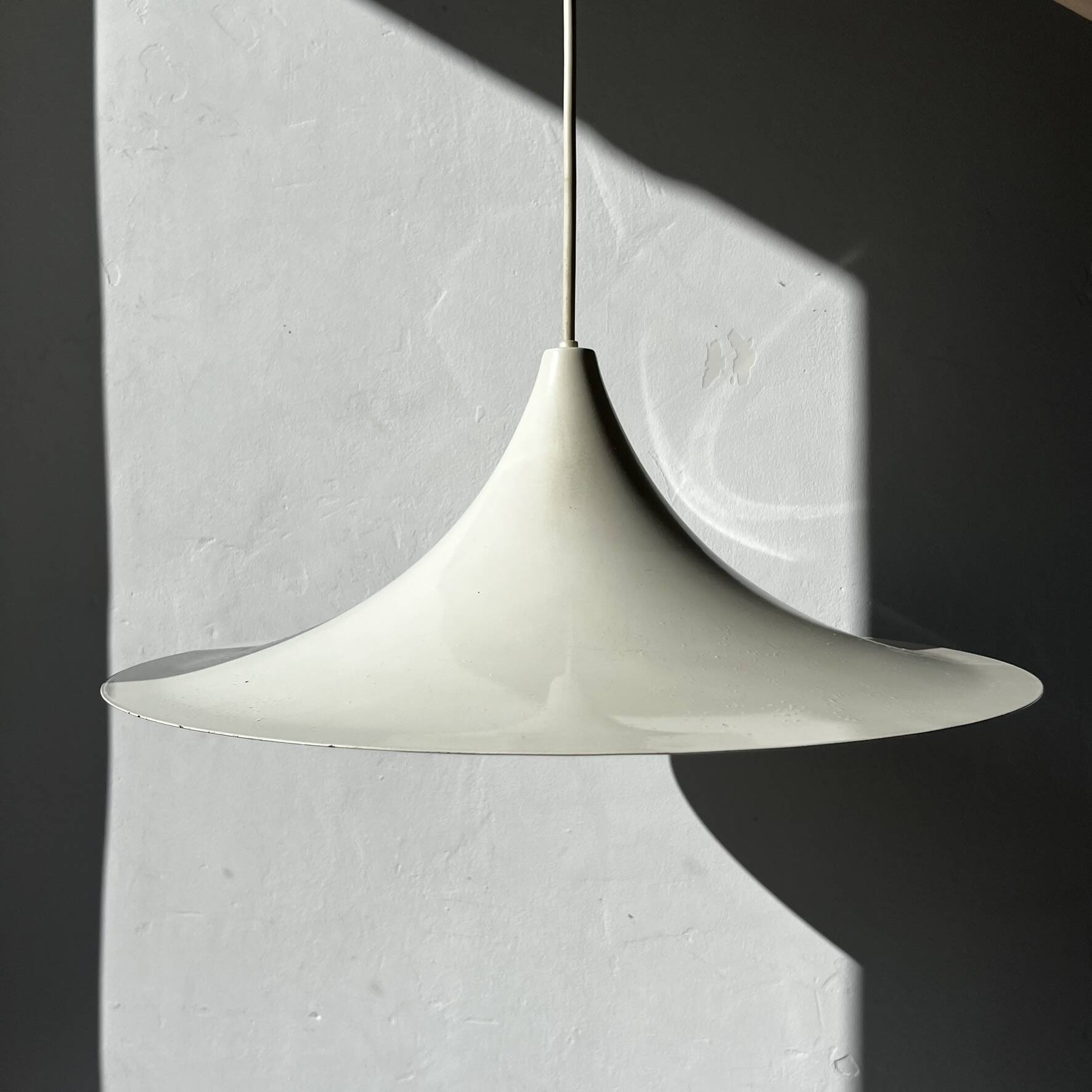 Suspension trumpet style Semi by GUBI (diameter 47cm)
