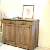 Parisian buffet made of raw wood