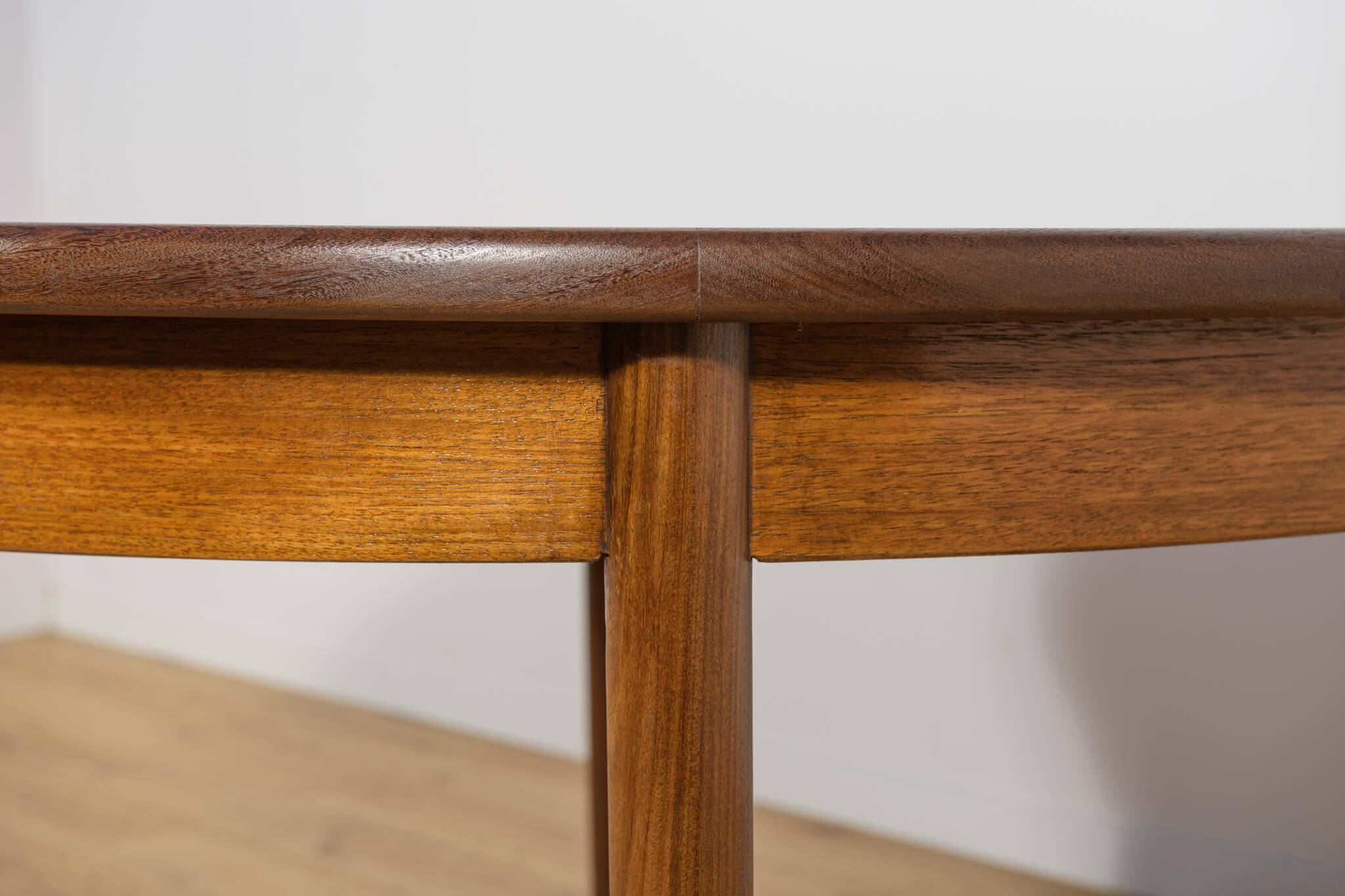 Mid-Century Teak Round Fresco Dining Table from G-Plan, United Knigdom, 1960