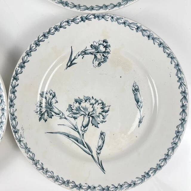 Set of 6 flat plates model "Oeillet", KG Lunéville, ironstone, 19th century