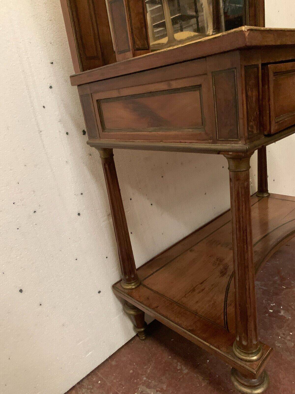 Credence de style louis xvi en acajou et placage xix siècle