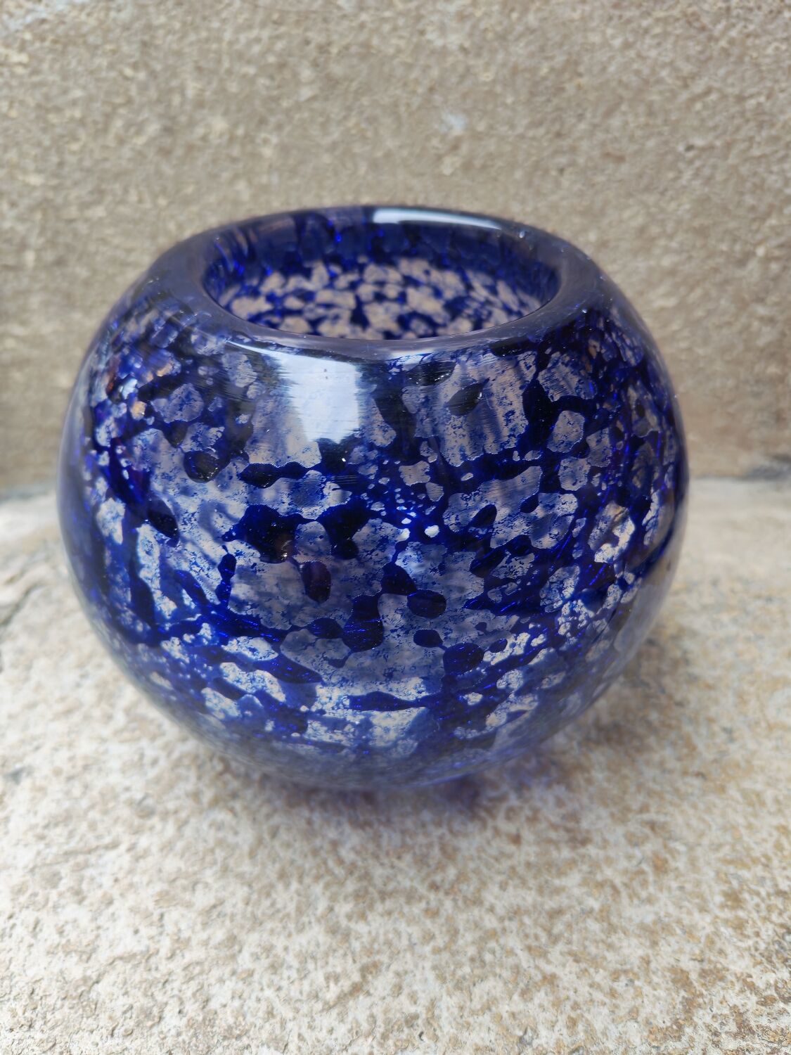 Klein blue Murano vase