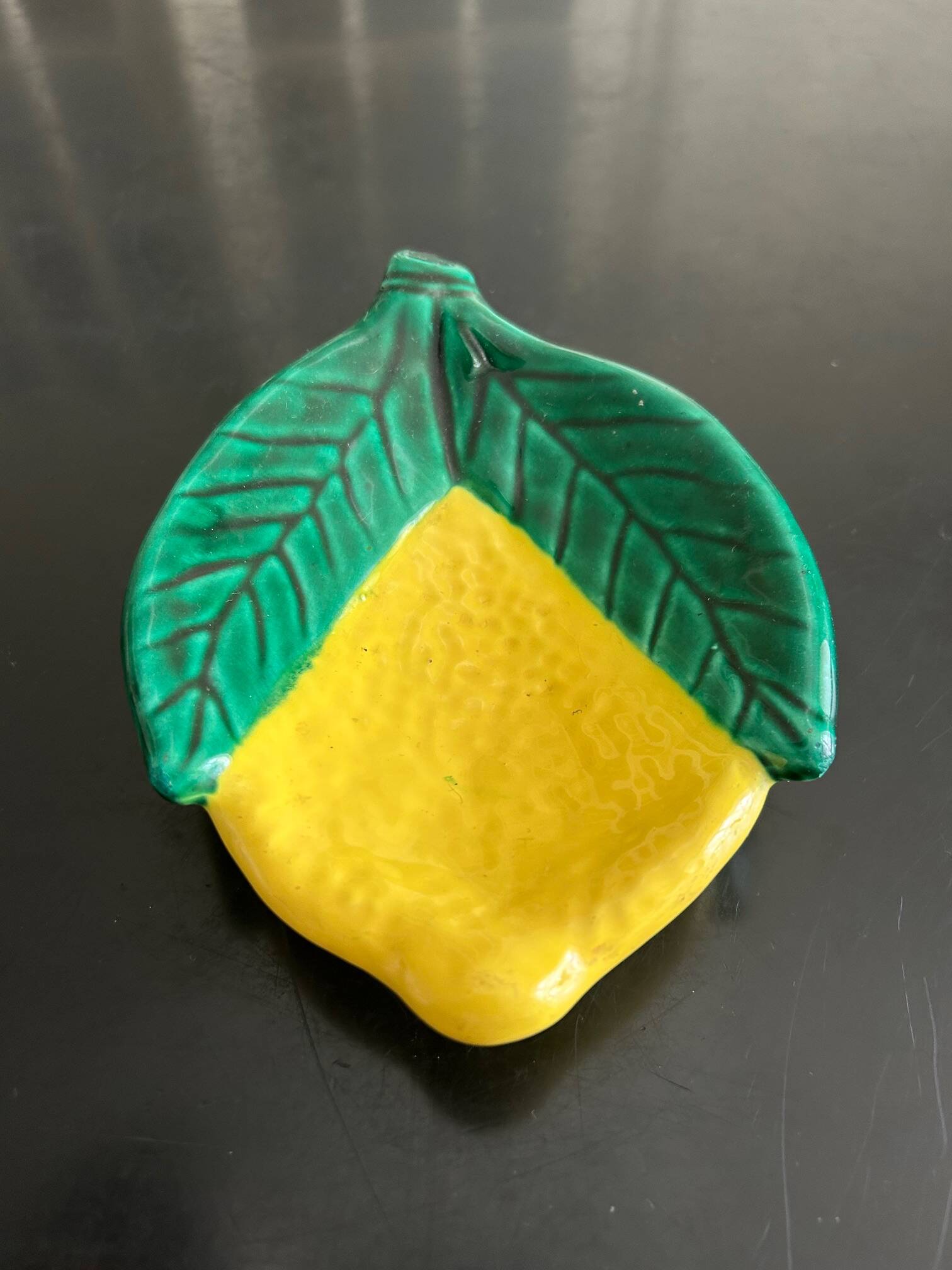 large lemon pocket emptier