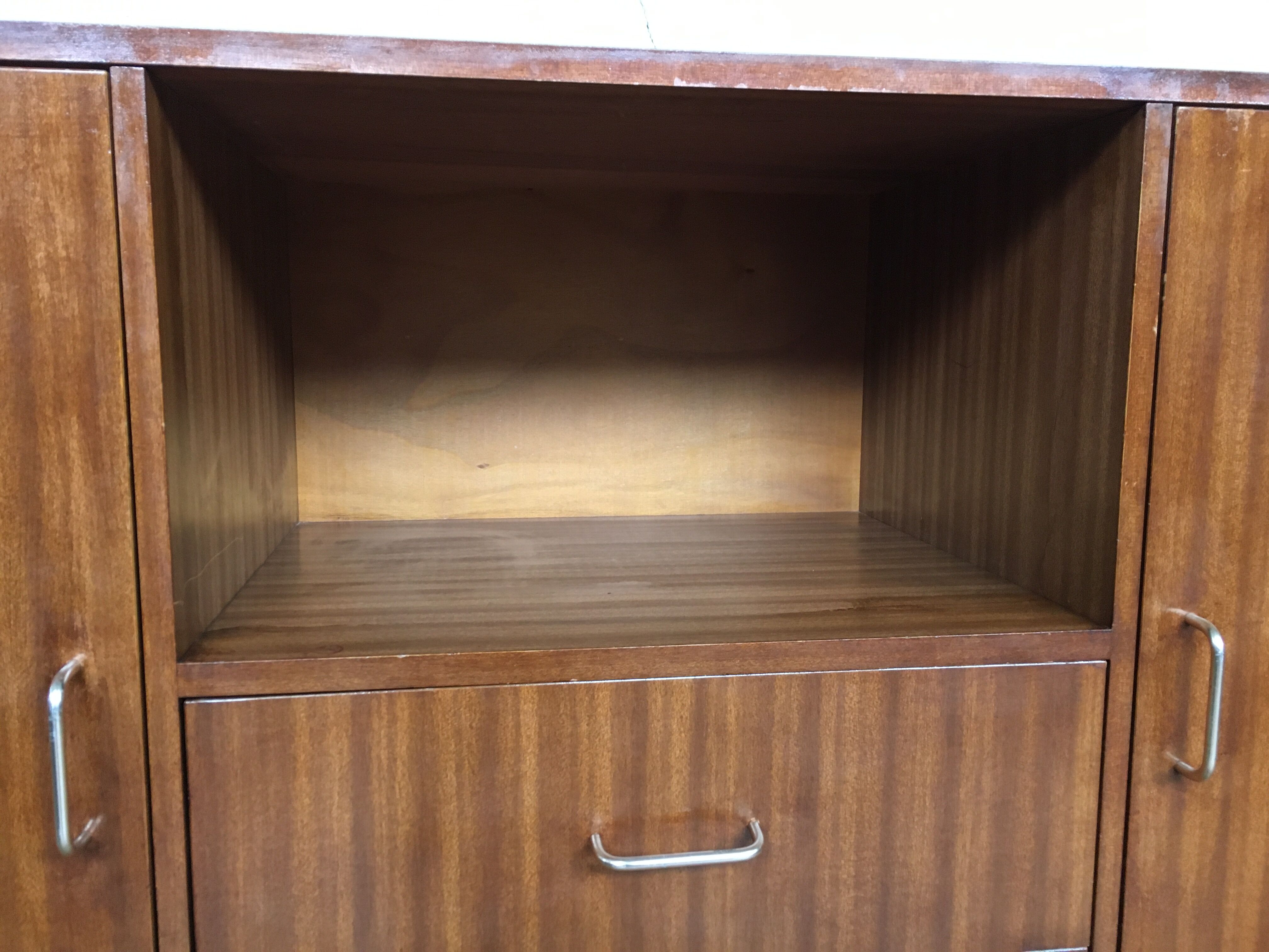 Enfilade meuble tv bahut moderniste vintage rétro en teck pieds métal noir