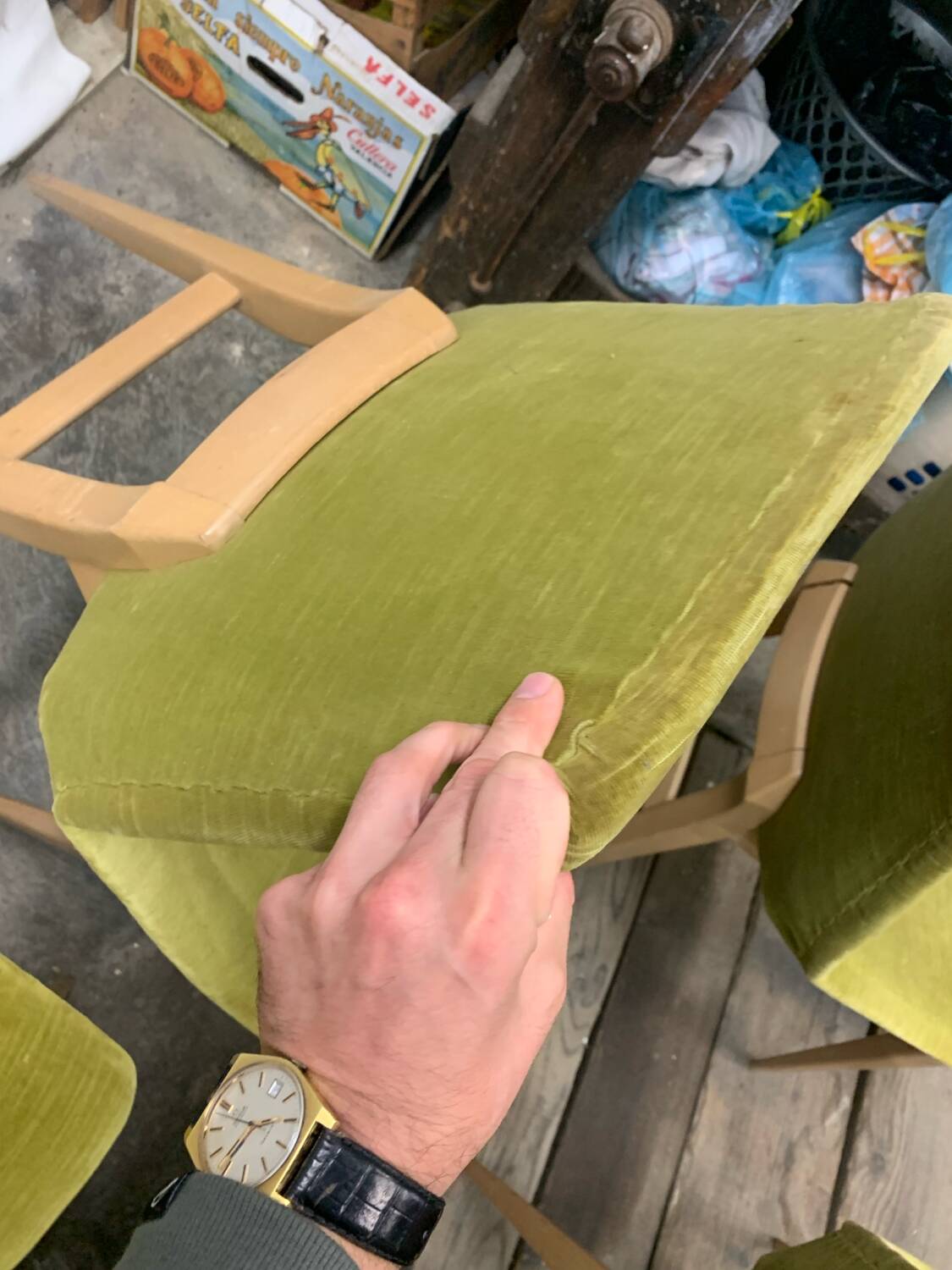 6 chaises scandinaves en velours vert, circa 1960