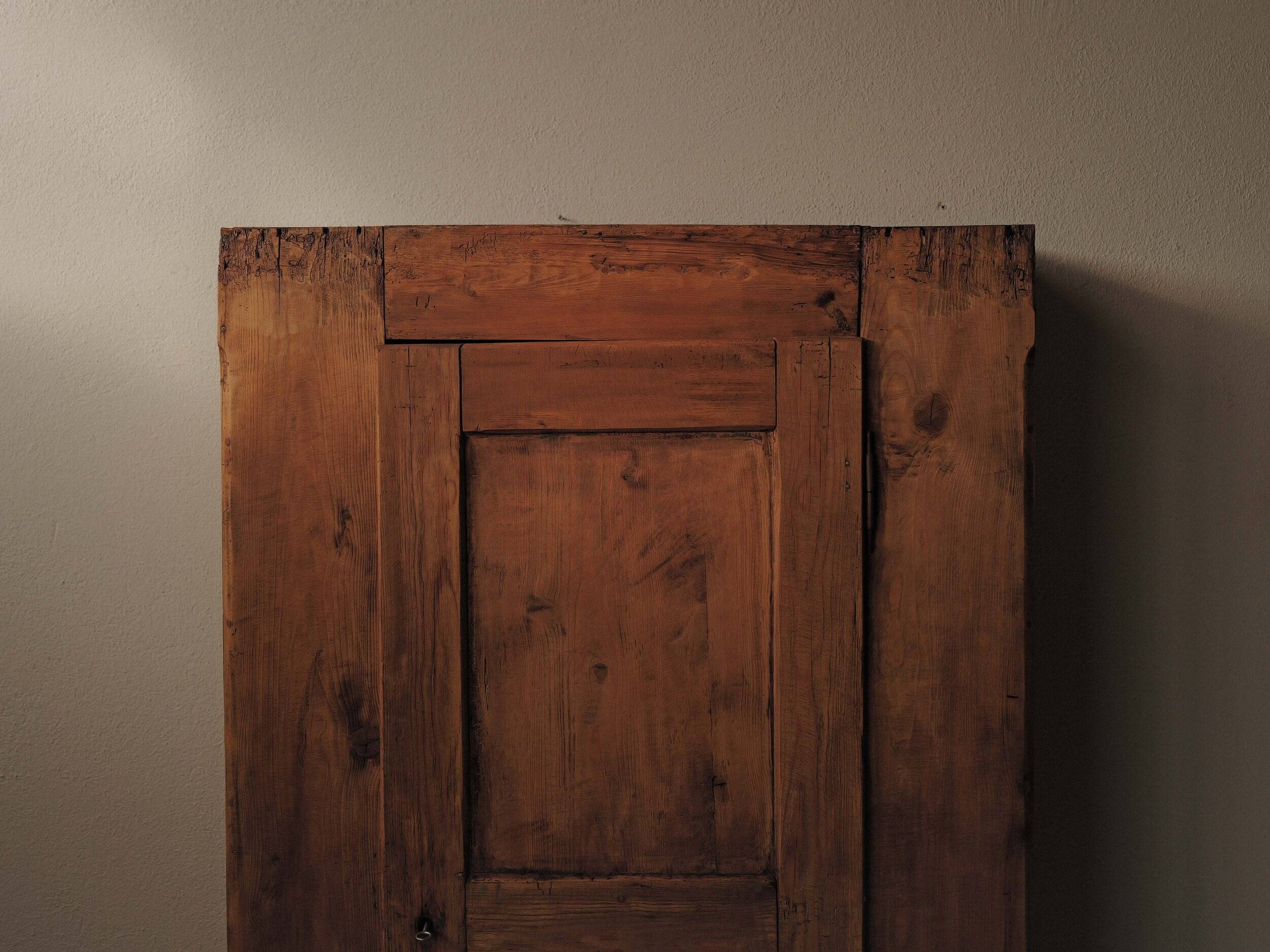 Mountain bonnetière in solid pine, Savoie, 19th century