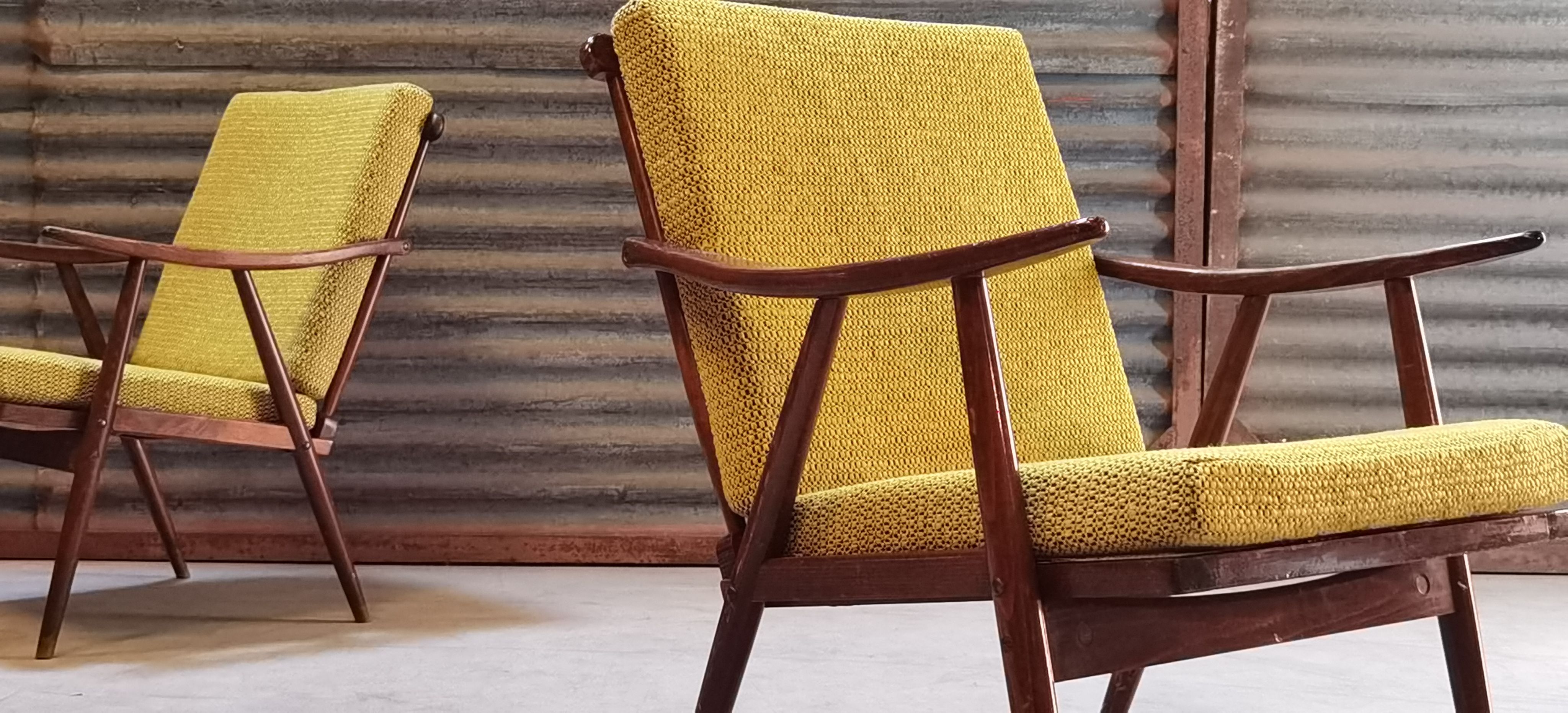 Pair of boomerang armchairs TON Bystřice (Thonet) by Antonin Suman 1960