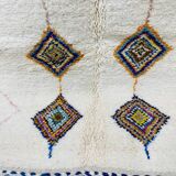 Moroccan rug in natural wool 250cm x 150cm